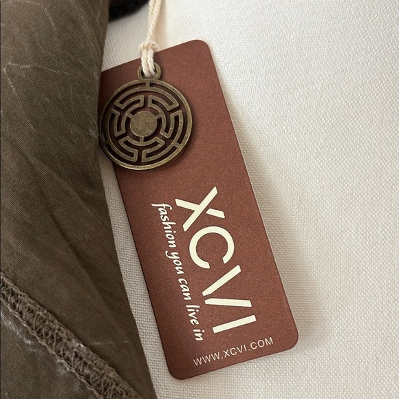 NWT XCVI Khaki Hooded Utility Jacket size medium cool features! - Picture 2 of 12